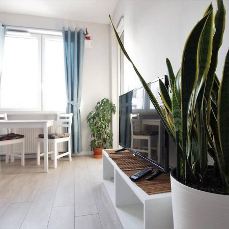 Airport Residence Blue Warszawa Zewnętrze zdjęcie
